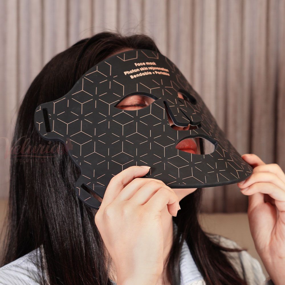 Veluria™ Silk - LED Contour System + Halsmask (Gåva) - Veluria